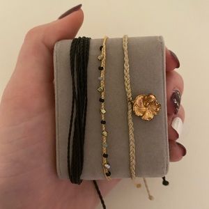 3 adjustable Pura Vida bracelets!